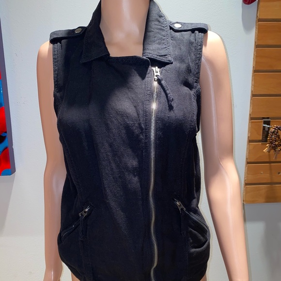 *Lucky Brand* Black Vest - Picture 7 of 9